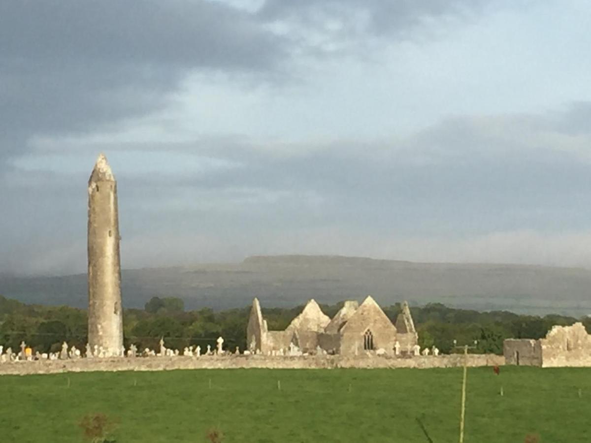 The Burren Barn Villa Tubber Luaran gambar